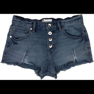 Free people distressed short mid rise size W25